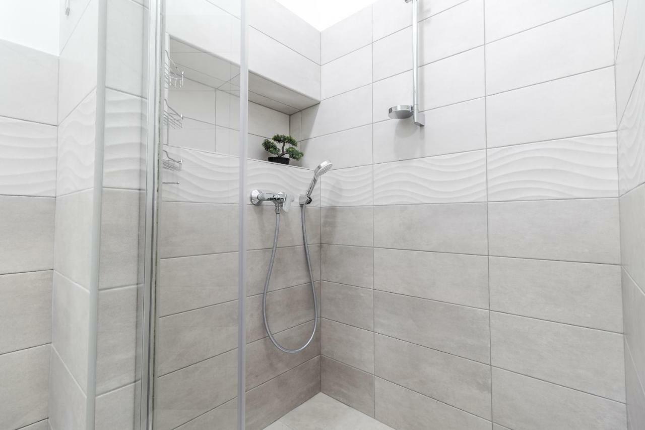 Midwheel Apartment 9 ลวีฟ ภายนอก รูปภาพ