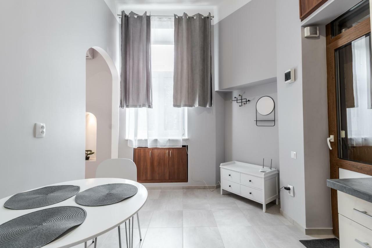 Midwheel Apartment 9 ลวีฟ ภายนอก รูปภาพ